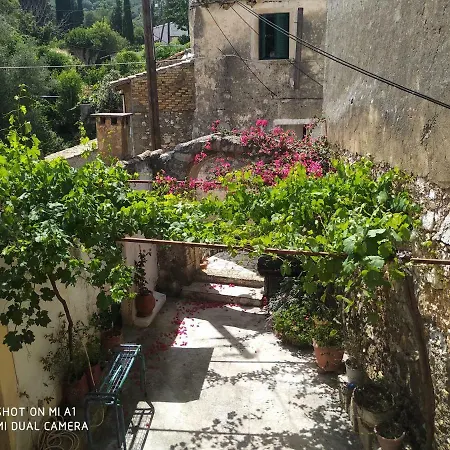 Antigoni - Traditional House In Village *